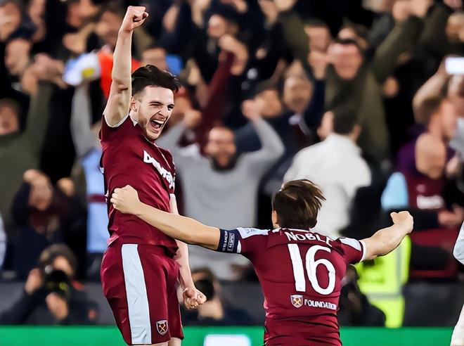 库里27分 勇士大胜国王